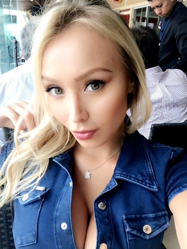 Фото проститутки София, в г. Бронницы ID 132644 руб