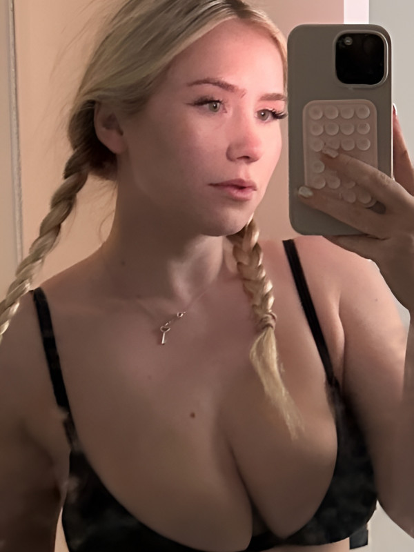 Фото проститутки Юля, в г. Бронницы ID 132816 руб